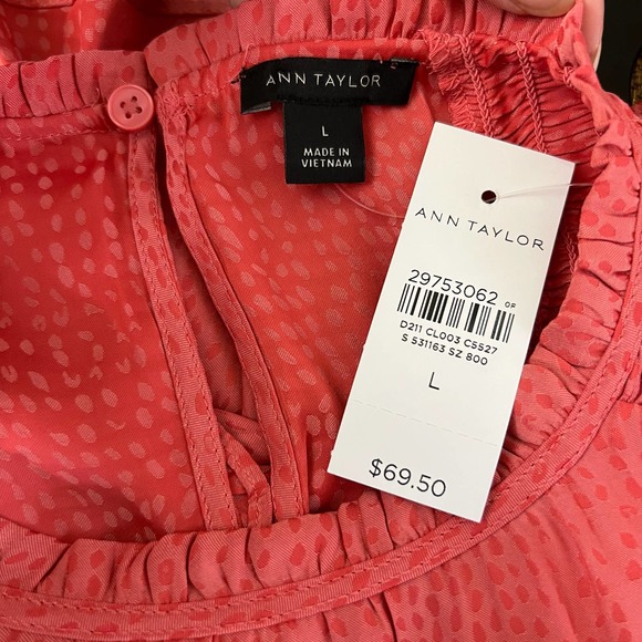 ✨SOLD✨Ann Taylor Pink Pin Dot Satin Flutter Sleeve Blouse - Picture 5 of 6